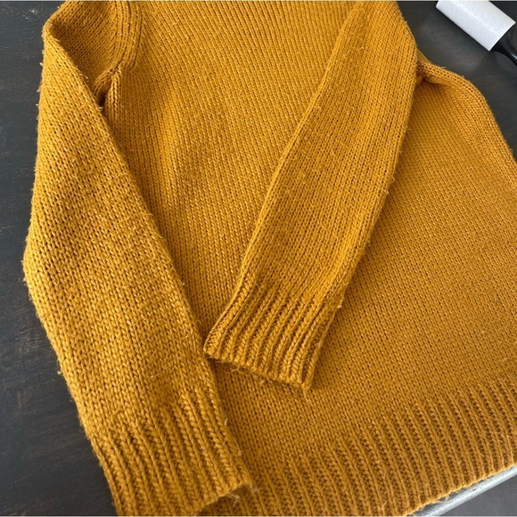 Forever 21 Chunky Cowl Neck Wool Knit Sweater - Picture 8 of 10